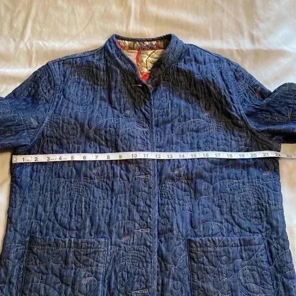 Woman’s Reversible Quilted Jacket Coat.  Denim And Floral.  Size L/XL. - Picture 8 of 10